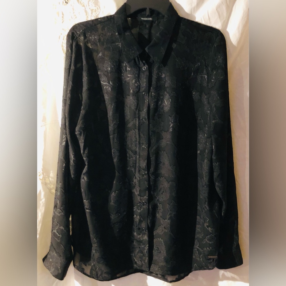 Tahari floral dressy blouse Size Large